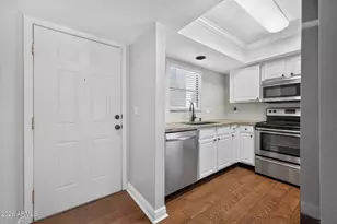 3420 W Danbury Dr, Phoenix, AZ 85053 - Photo 4