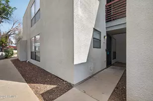 3420 W Danbury Dr, Phoenix, AZ 85053 - Photo 2