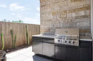 4849 N Camelback Rdg Dr, Scottsdale, AZ 85251 - Photo 28