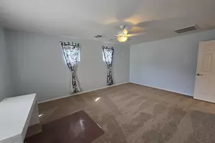923 E Savannah Dr, Chandler, AZ 85225 - Photo 18