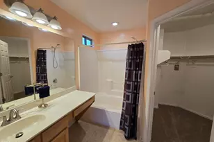 923 E Savannah Dr, Chandler, AZ 85225 - Photo 14
