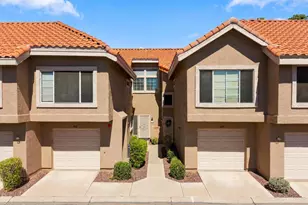 1633 E Lakeside Dr, Gilbert, AZ 85234 - Photo 1