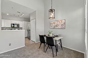 1633 E Lakeside Dr, Gilbert, AZ 85234 - Photo 16