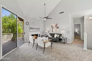 1633 E Lakeside Dr, Gilbert, AZ 85234 - Photo 4