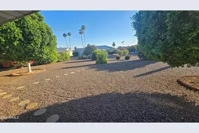 10601 W Bolivar Drive, Sun City, AZ 85351 - Photo 30