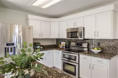 26231 N 41st Way, Phoenix, AZ 85050 - Photo 6