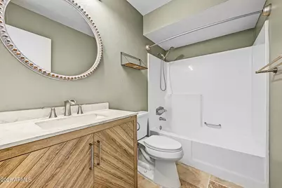 15037 N 8th Way, Phoenix, AZ 85022 - Photo 18