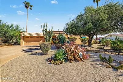 15037 N 8th Way, Phoenix, AZ 85022 - Photo 2