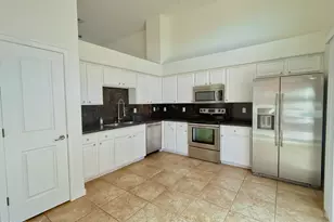 330 S Farmer Ave, Tempe, AZ 85281 - Photo 8
