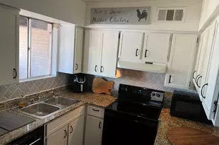 9004 N 53rd Ave, Glendale, AZ 85302 - Photo 6