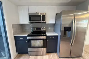 8821 N New World Dr, Glendale, AZ 85302 - Photo 2