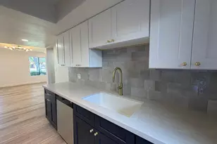 8821 N New World Dr, Glendale, AZ 85302 - Photo 6