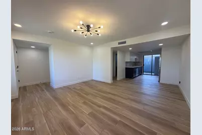 8821 N New World Drive, Glendale, AZ 85302 - Photo 8