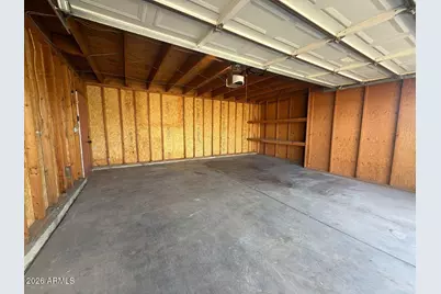 8821 N New World Drive, Glendale, AZ 85302 - Photo 30