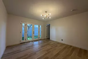 8821 N New World Dr, Glendale, AZ 85302 - Photo 12