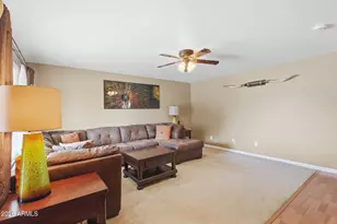 3812 W Morten Ave, Phoenix, AZ 85051 - Photo 6