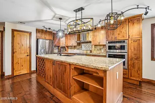 12103 S Tomi Dr, Phoenix, AZ 85044 - Photo 8