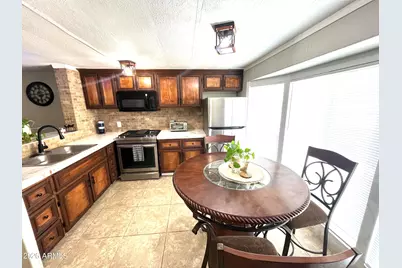 12727 W Glendale Avenue #82, Glendale, AZ 85307 - Photo 10