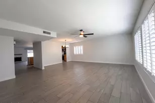 4222 E Winnetka Dr, Phoenix, AZ 85044 - Photo 2