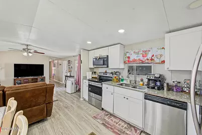 695 S Ellsworth Road S, Mesa, AZ 85208 - Photo 14