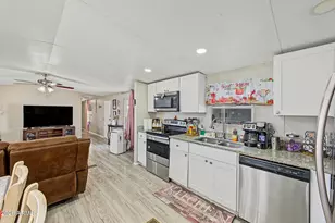 695 S 92nd St, Mesa, AZ 85208 - Photo 14