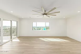 1402 E Las Palmaritas Dr, Phoenix, AZ 85020 - Photo 12