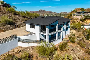 1402 E Las Palmaritas Dr, Phoenix, AZ 85020 - Photo 2
