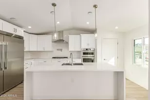 1402 E Las Palmaritas Dr, Phoenix, AZ 85020 - Photo 18