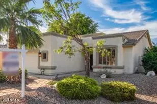 2096 E Riviera Dr, Chandler, AZ 85249 - Photo 2