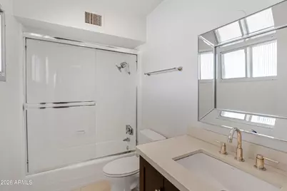 1901 E Missouri Avenue #204, Phoenix, AZ 85016 - Photo 14