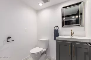 3800 E Lincoln Dr, Phoenix, AZ 85018 - Photo 14