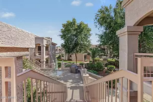 9151 W Greenway Rd, Peoria, AZ 85381 - Photo 18