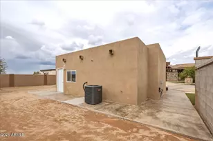 11037 E Grove St, Mesa, AZ 85208 - Photo 12