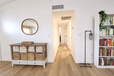 801 W Ross Avenue, Phoenix, AZ 85027 - Photo 10