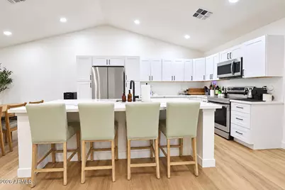 801 W Ross Avenue, Phoenix, AZ 85027 - Photo 6