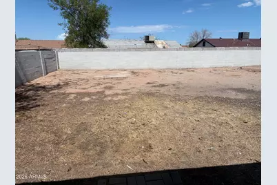 2044 W Roeser Road, Phoenix, AZ 85041 - Photo 14