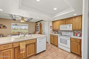 2260 N Middlecoff Dr, Mesa, AZ 85215 - Photo 16