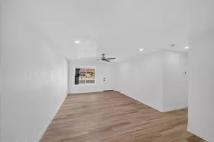 2745 W Bluefield Ave, Phoenix, AZ 85053 - Photo 8