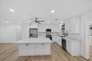 2745 W Bluefield Ave, Phoenix, AZ 85053 - Photo 12