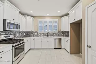 29051 N 125th Ln, Peoria, AZ 85383 - Photo 14