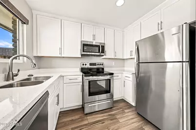 9736 N 105th Avenue, Sun City, AZ 85351 - Photo 12
