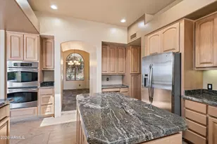 1121 E Country Gables Dr, Phoenix, AZ 85022 - Photo 14