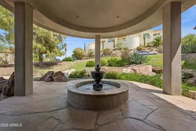 1121 E Country Gables Drive, Phoenix, AZ 85022 - Photo 6