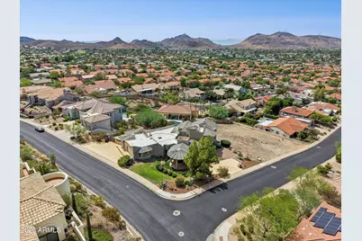 1121 E Country Gables Drive, Phoenix, AZ 85022 - Photo 74