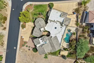 1121 E Country Gables Dr, Phoenix, AZ 85022 - Photo 78