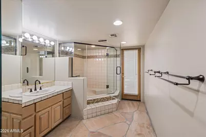 1121 E Country Gables Drive, Phoenix, AZ 85022 - Photo 46