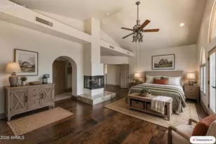 1121 E Country Gables Dr, Phoenix, AZ 85022 - Photo 28
