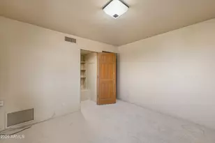 1121 E Country Gables Dr, Phoenix, AZ 85022 - Photo 40