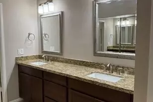 3926 E Graythorn St, Phoenix, AZ 85044 - Photo 6
