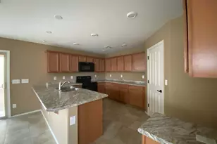 6838 E Posada Cir, Mesa, AZ 85212 - Photo 8